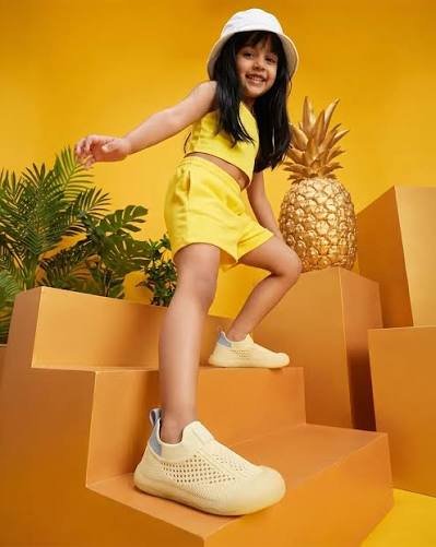 Best deals on Kids Footwear Banner